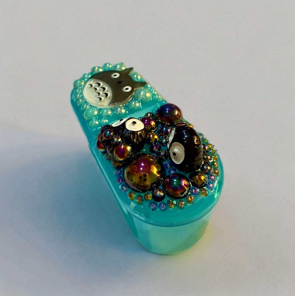 Decoden Mini Pill Box, Totoro Soot Sprites Kawaii Junk Case Style, Night Day