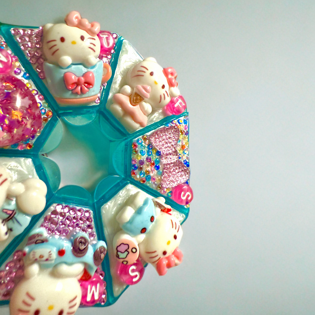 Decoden Pill Case, Hello Kitty Junk Box, Handmade Rhinestones Kawaii Teal & Pink
