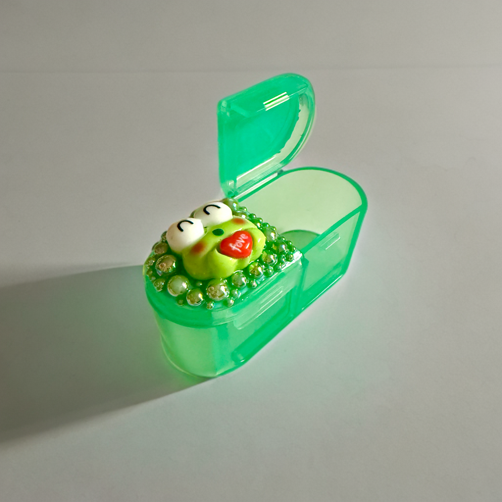 Decoden Mini Pill Box Keroppi Frog Kawaii Junk Case Style Travel Size Sanrio