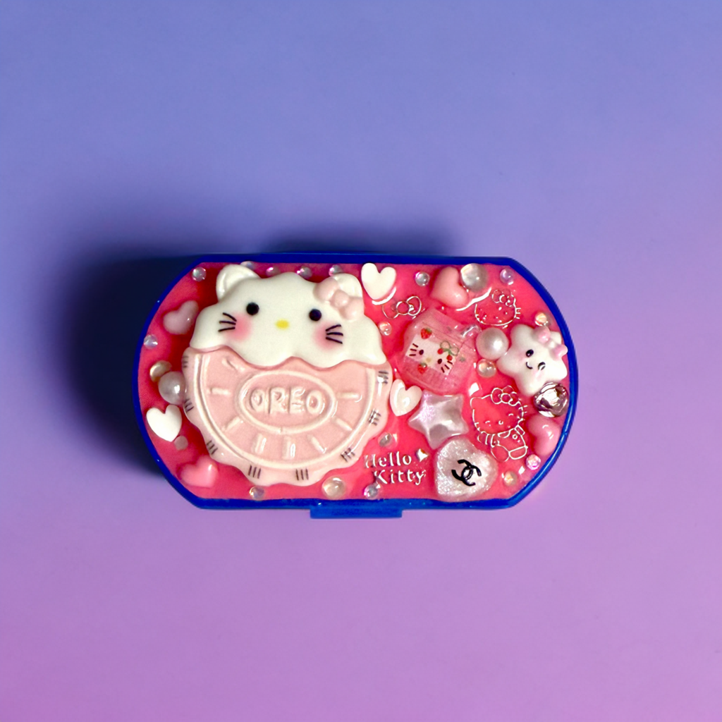 Handmade Decoden Mini Pill Box Hello Kitty Cookie, Junk Case Style For Trinkets