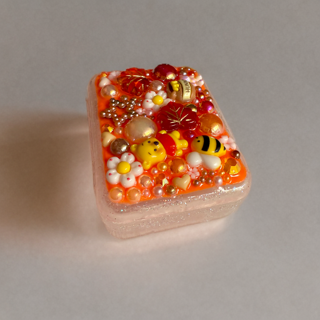 Decoden Mini Pill Case Box, Winnie The Pooh Theme, Kawaii Junk Style Handmade