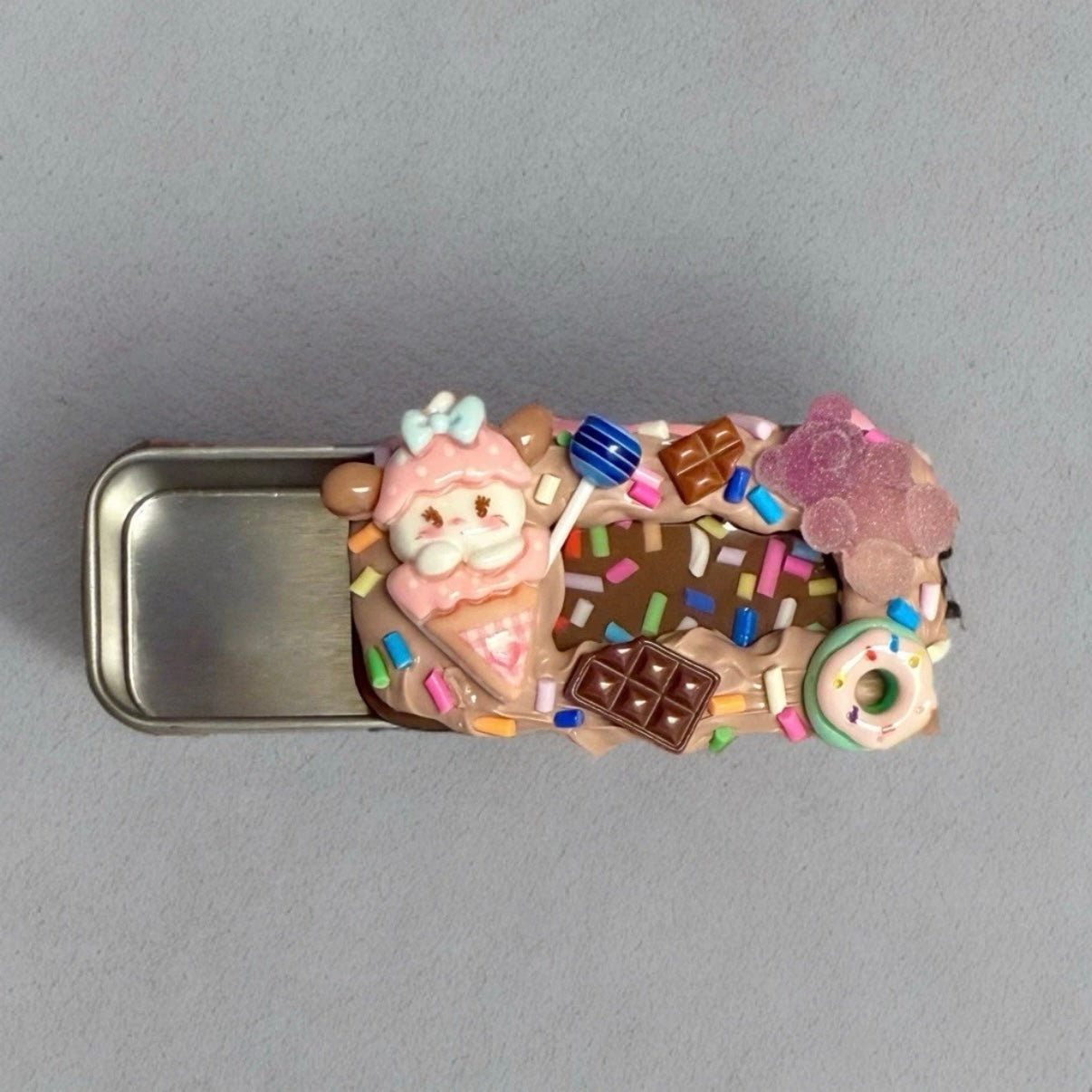 Decoden Mini Tin Box, Kawaii Sweets Candy Junk Case Eyelashes Pill Holder, Mikko