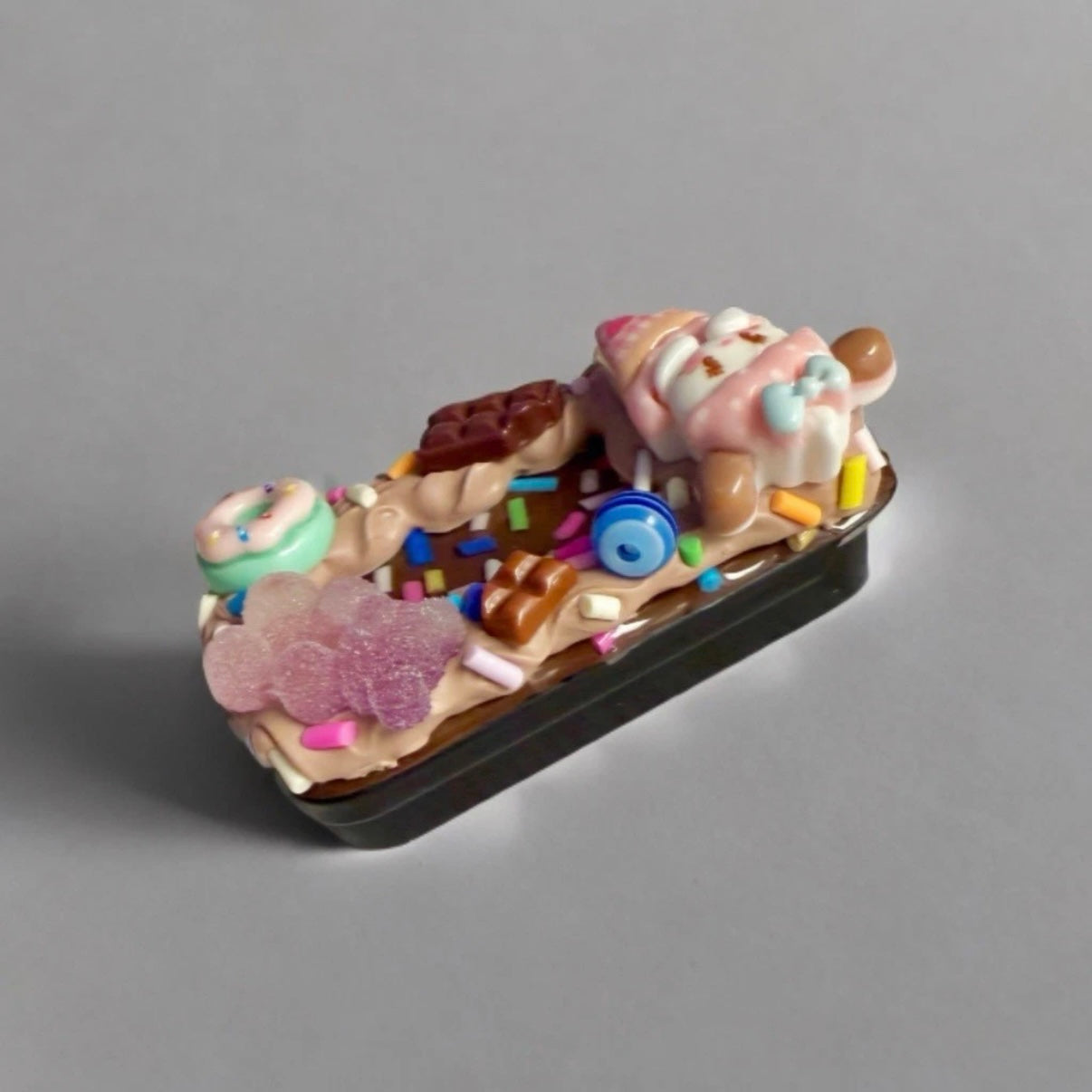 Decoden Mini Tin Box, Kawaii Sweets Candy Junk Case Eyelashes Pill Holder, Mikko
