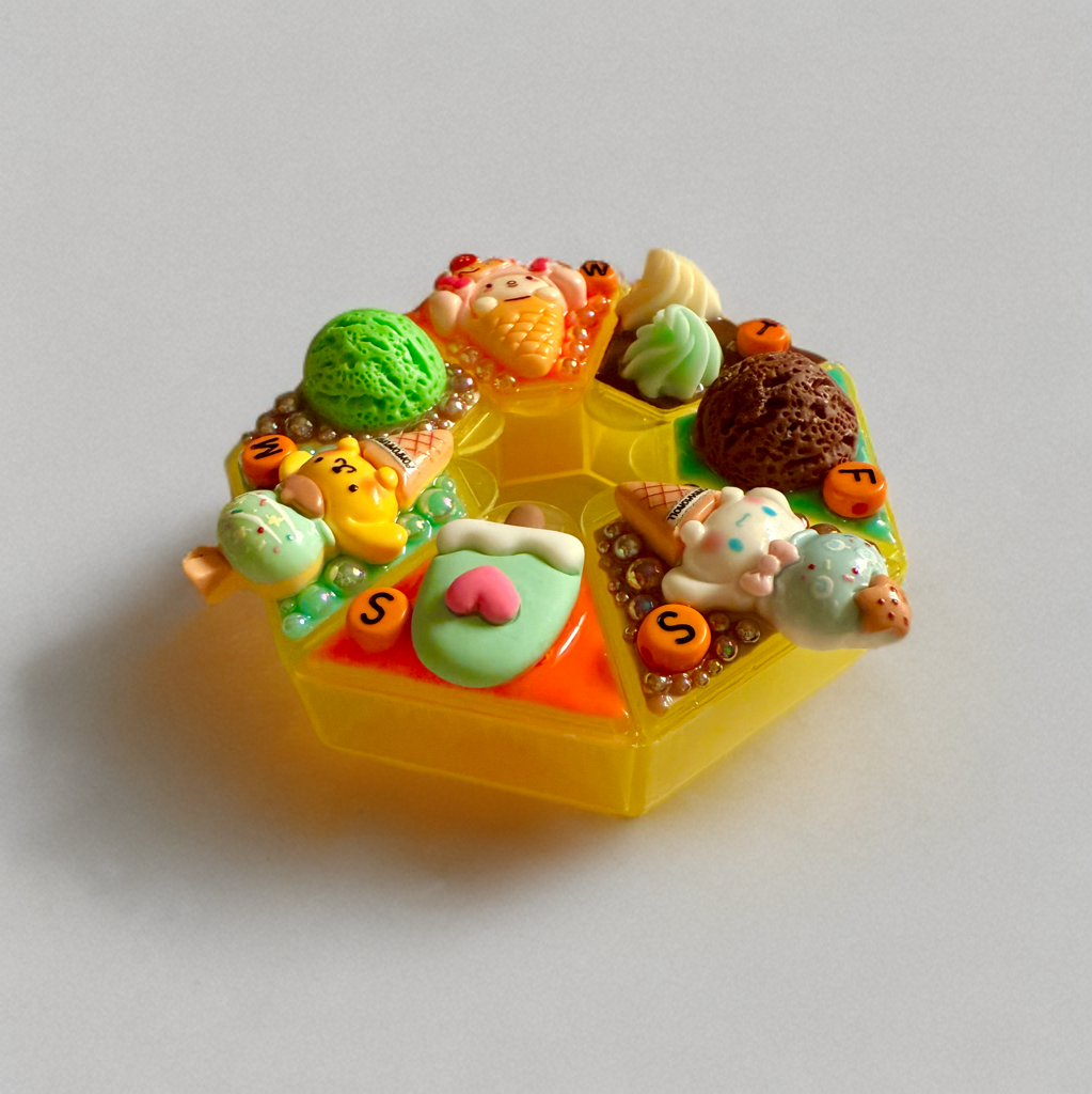 Decoden Pill Case, Pompompurin Junk Box, Handmade Rhinestones Kawaii Mint Chip