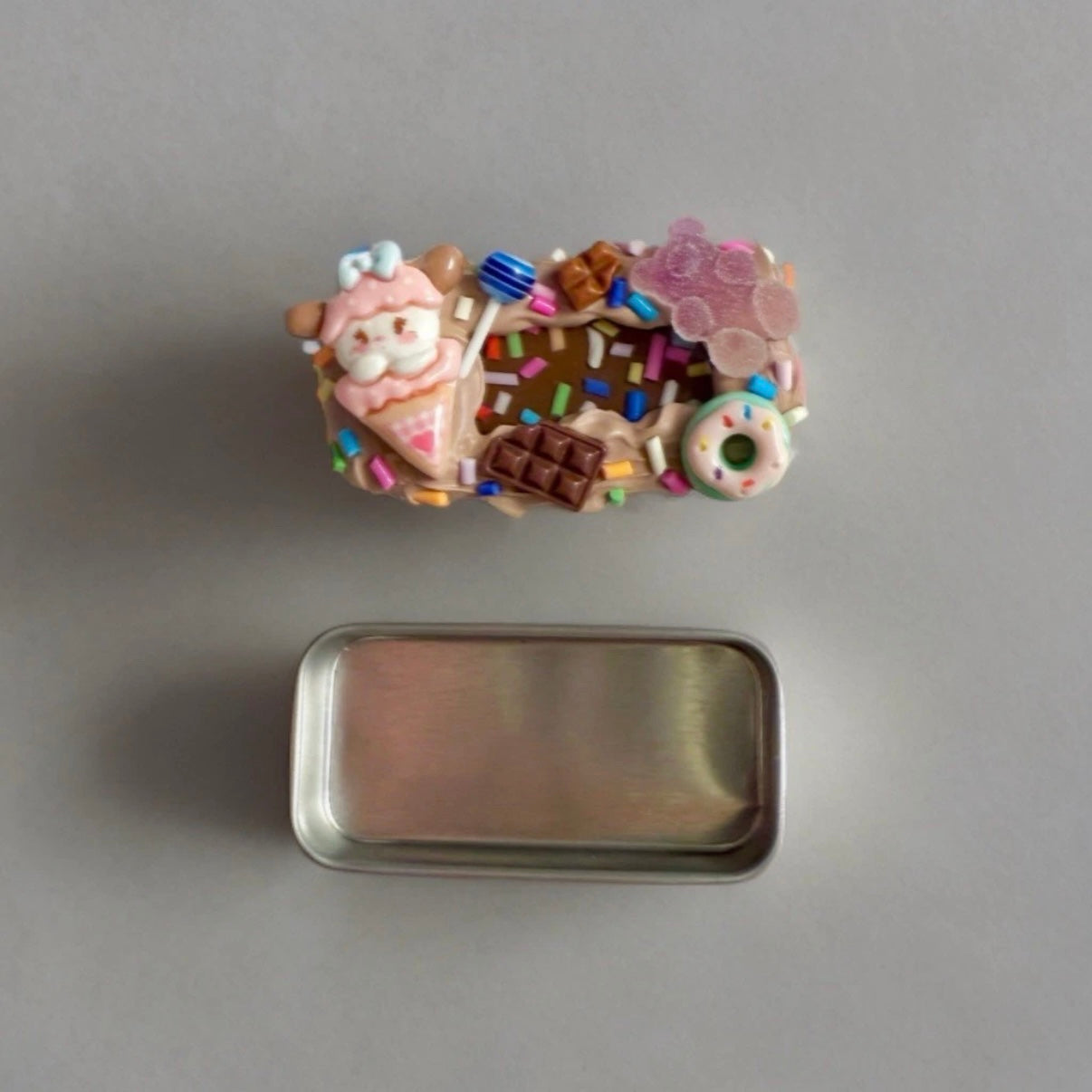 Decoden Mini Tin Box, Kawaii Sweets Candy Junk Case Eyelashes Pill Holder, Mikko